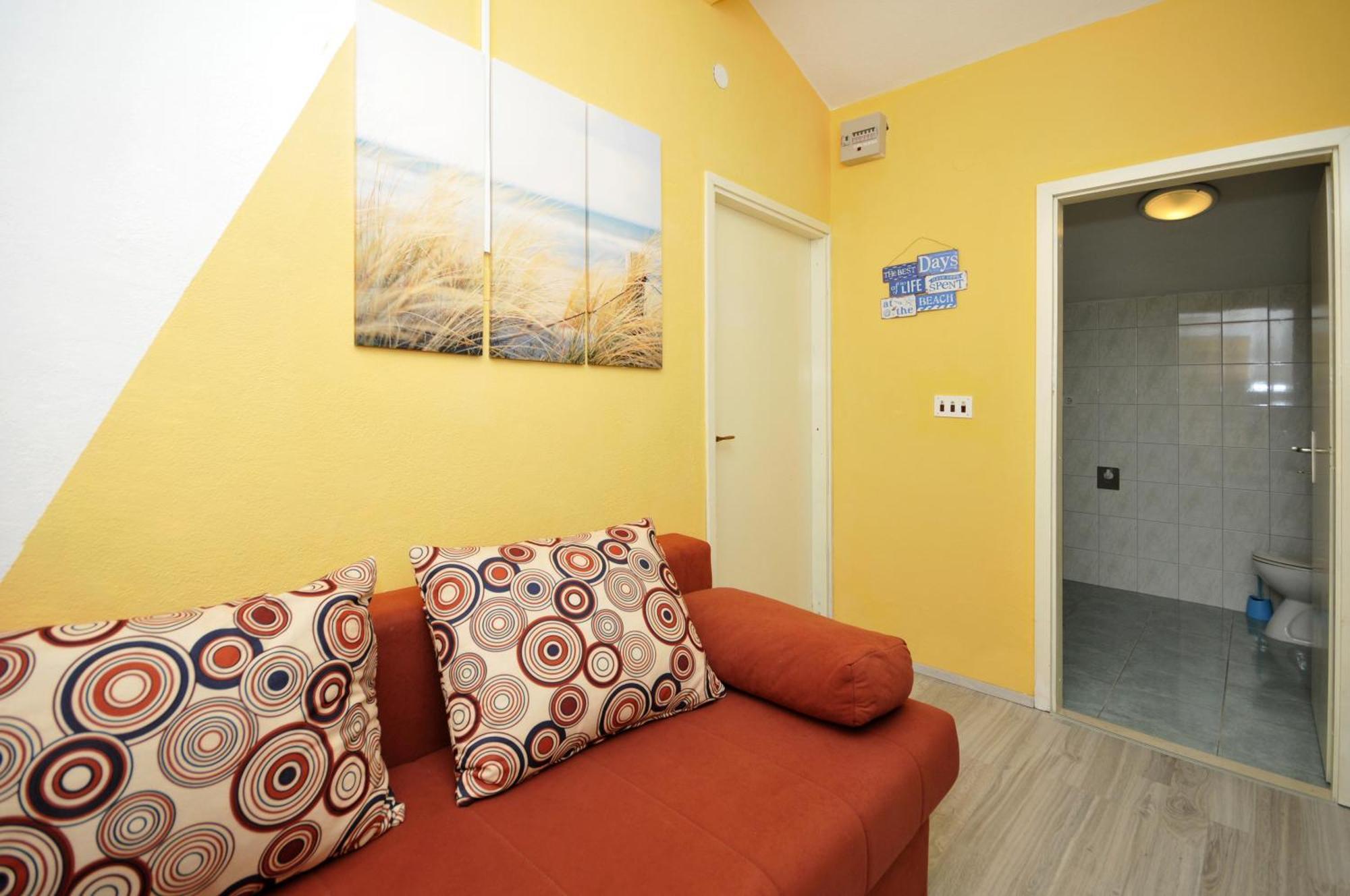 Apartments With A Parking Space Okrug Donji, Ciovo - 13732 Donji Okrug  Room photo